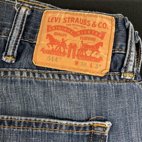 Levi Strauss & Co. 514 straight fit W38 L 32 - Picture 3 of 4